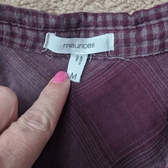 ⭐ 3 for $20 🌼 Maurice's Button Down Shirt - Picture 4 of 7